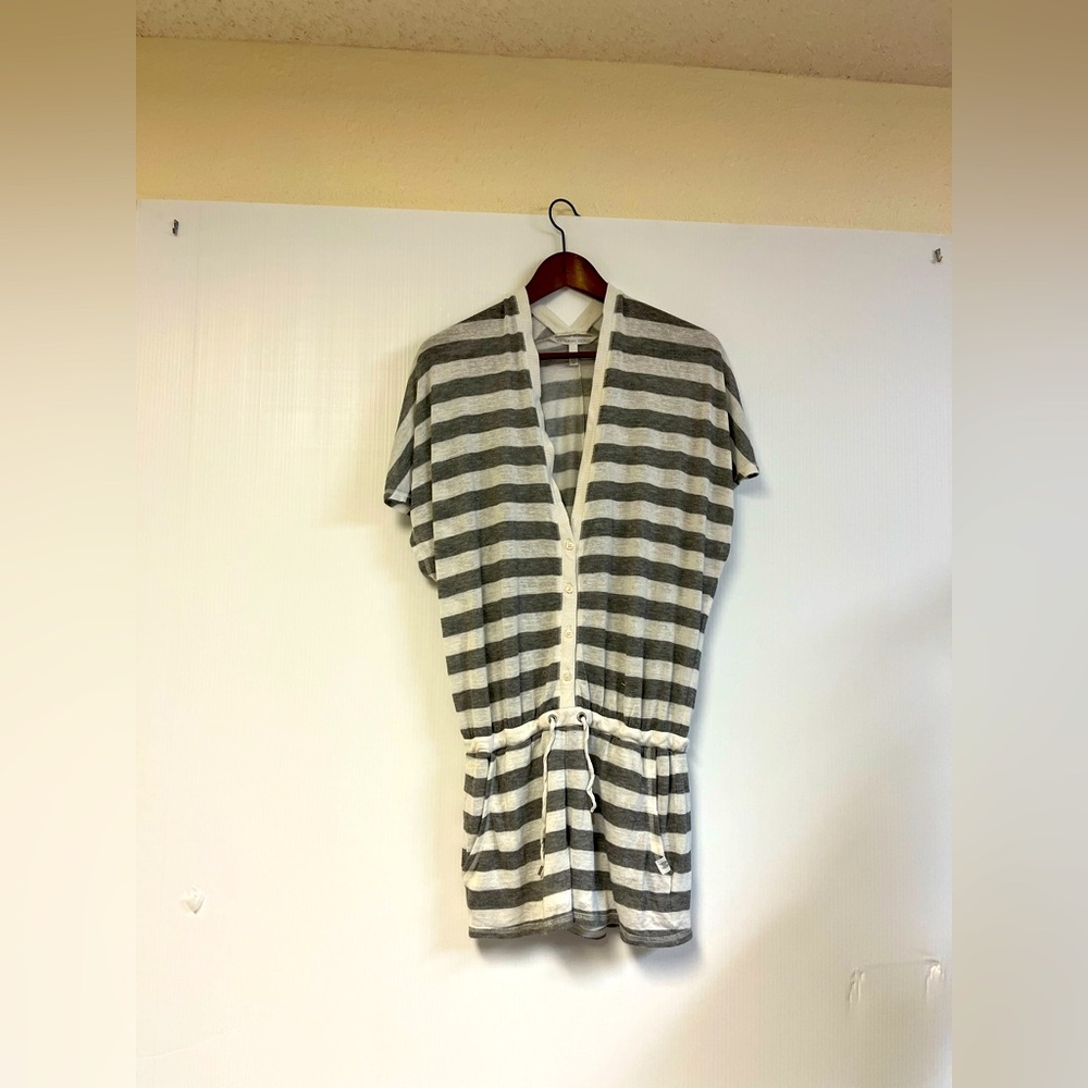 Victoria’s Secret Henley V-Neck‎ Romper Gray & White Striped Size S